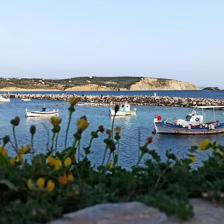 Spacious On The Beach, Methoni (Messenia)
